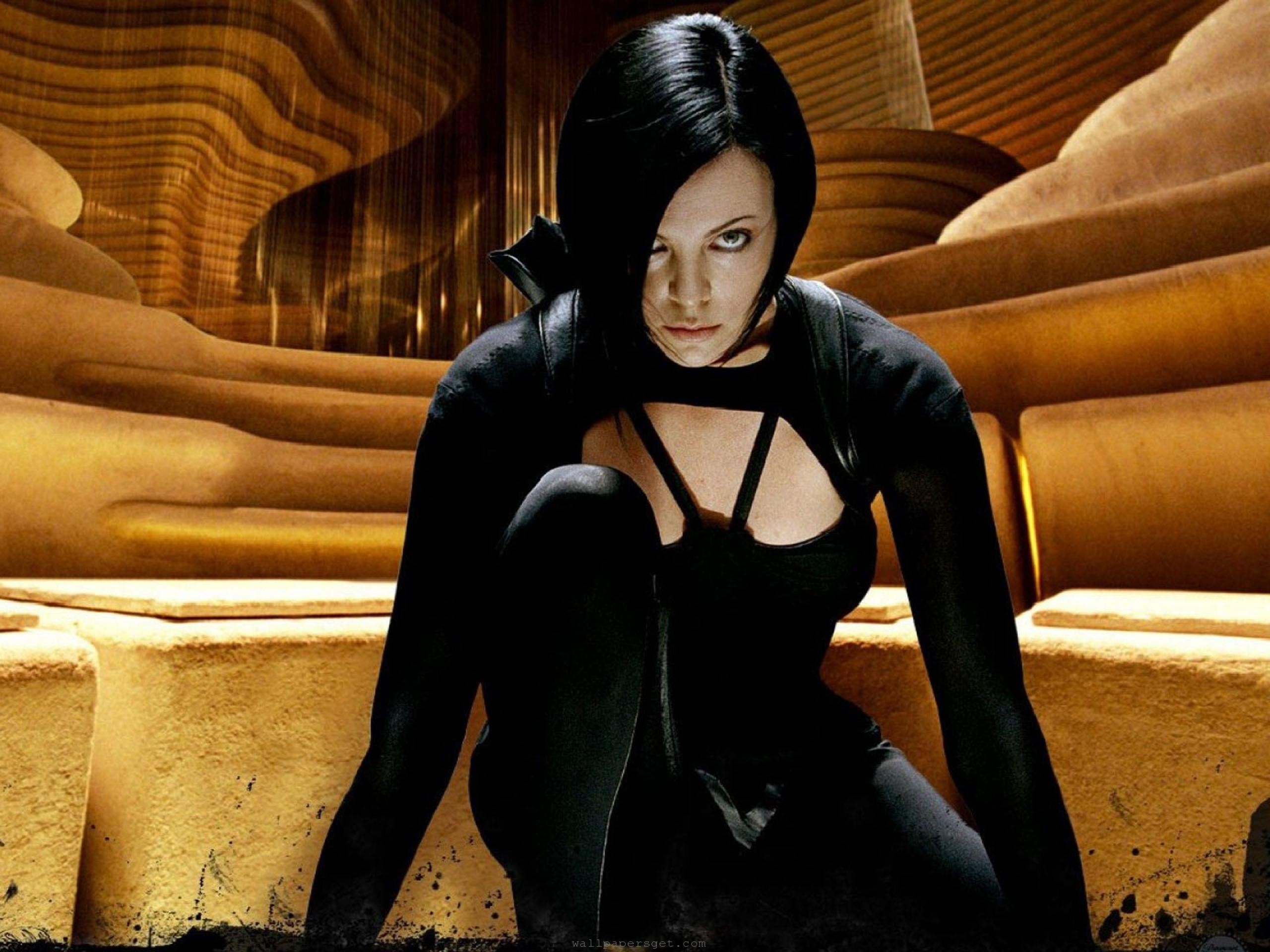 Aeon Flux Plugged In